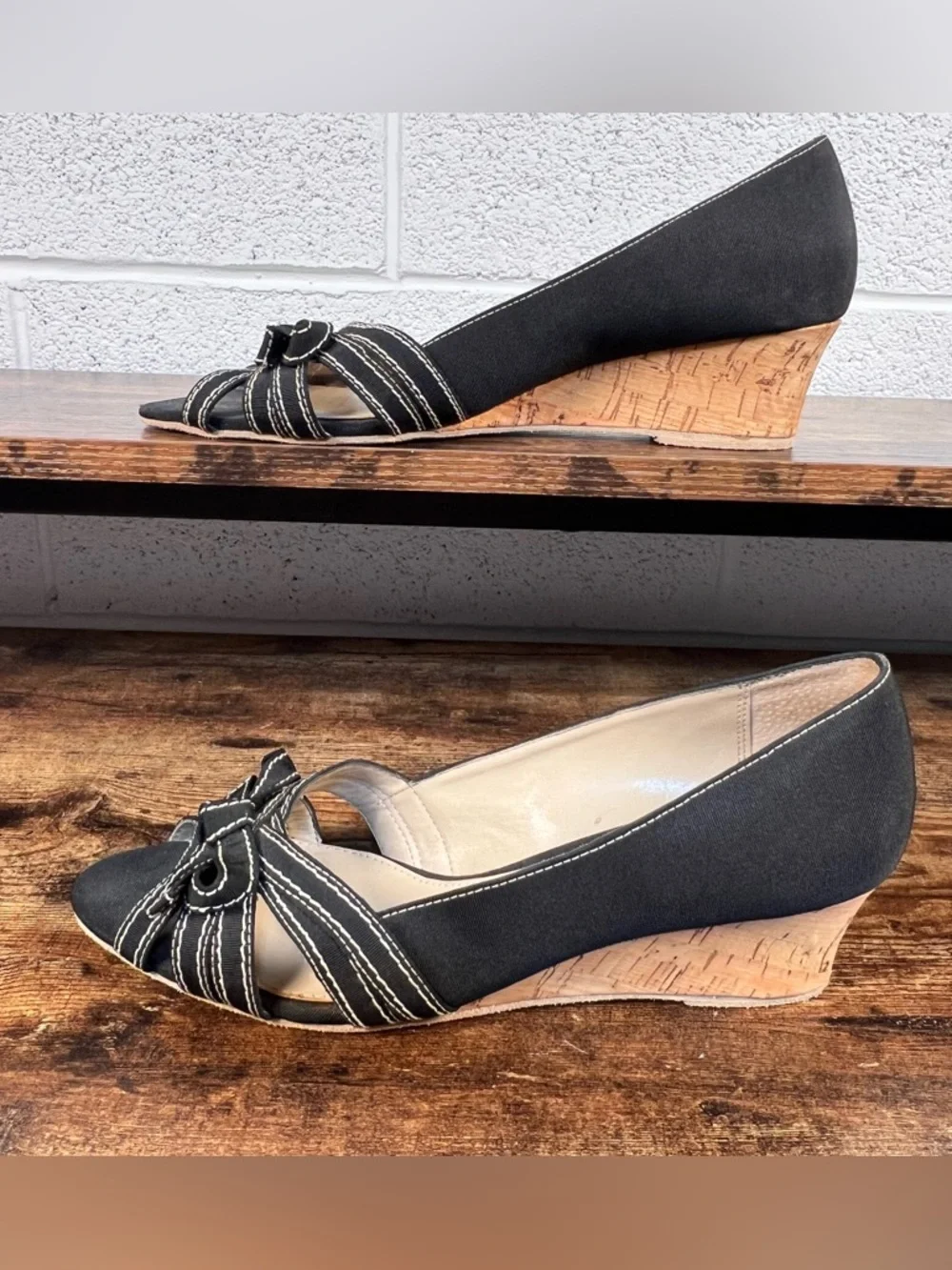 Liz Claiborne Melody‎ Cork Wedge Heel Open Bow Toe Sandals Black Women's 9.5